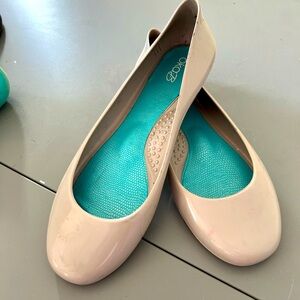Taupe / grey oka b flats super cute comfy and washable